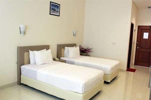 Negeri Baru Hotel & Resort Kalianda Esterno foto